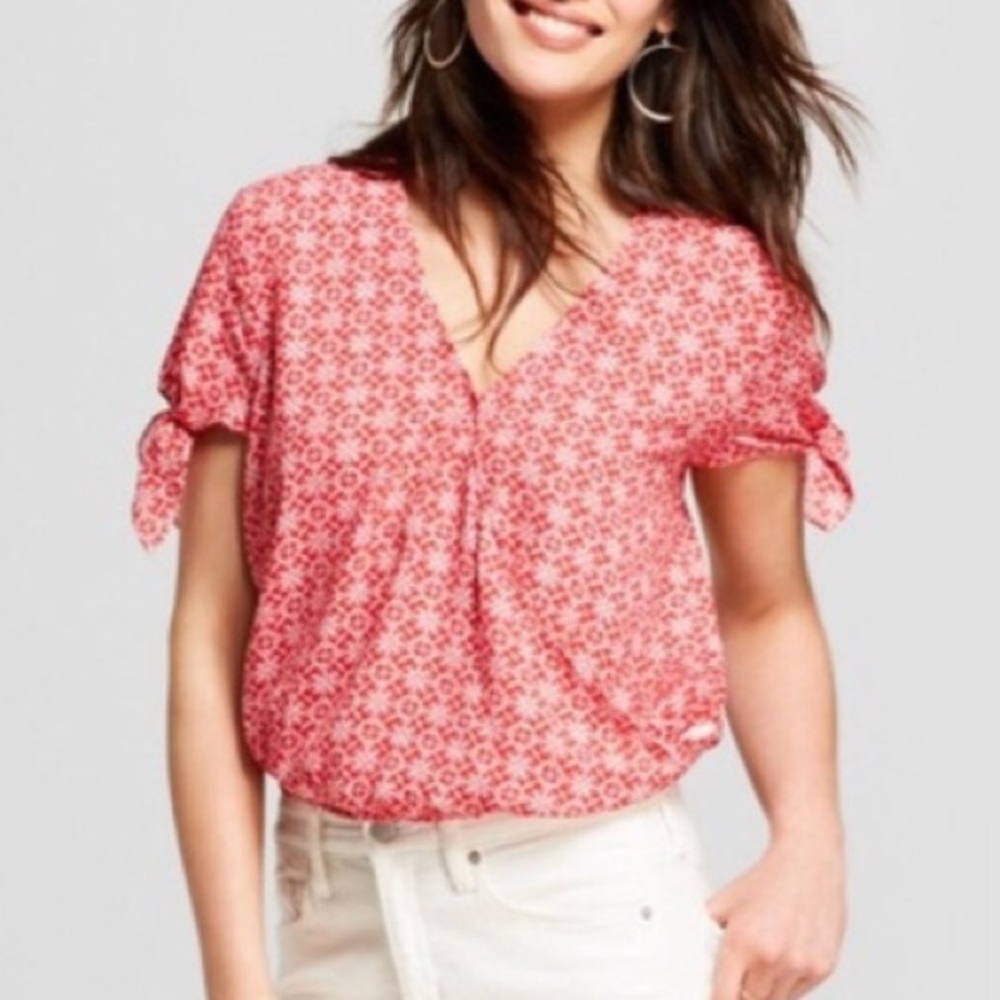 Universal Thread red & white top 4th of July